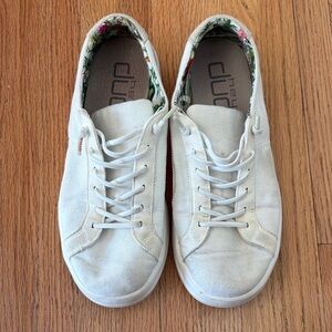 Hey Dude Women's Karina Natural Coconut White Slip On Casual Comfort Shoes Sz 8